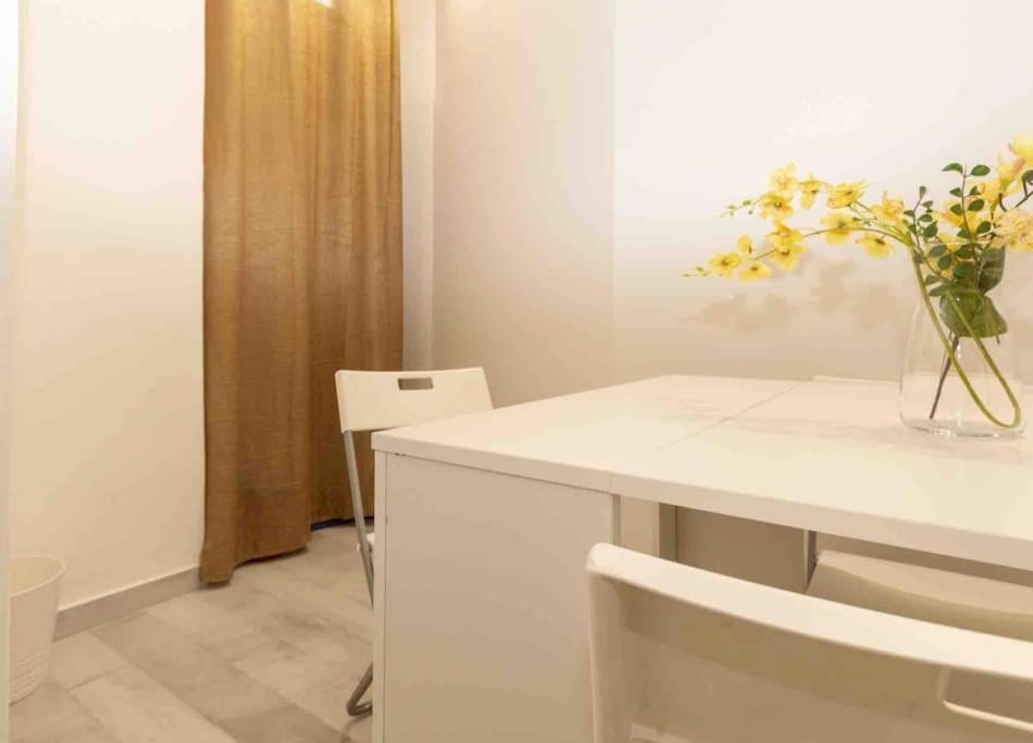 Myhome Besozzo Comfort Milan Bagian luar foto